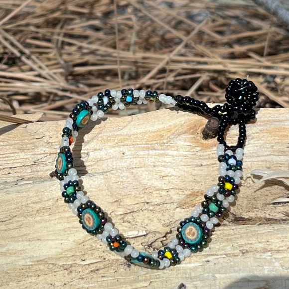 ❄️ 3 for $15 SALE ❄️ Hand beaded Bracelet Floral Sunshine Vintage Teal Orange - Picture 5 of 5
